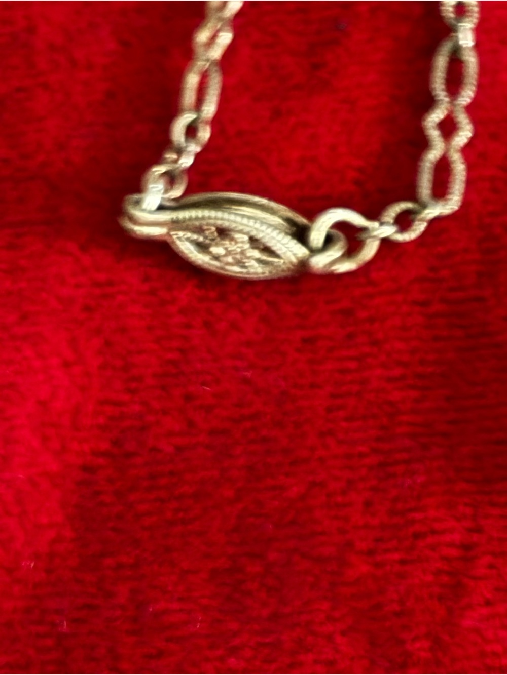 Gorgeous, vintage silver camphor glass, necklace - Picture 5 of 5